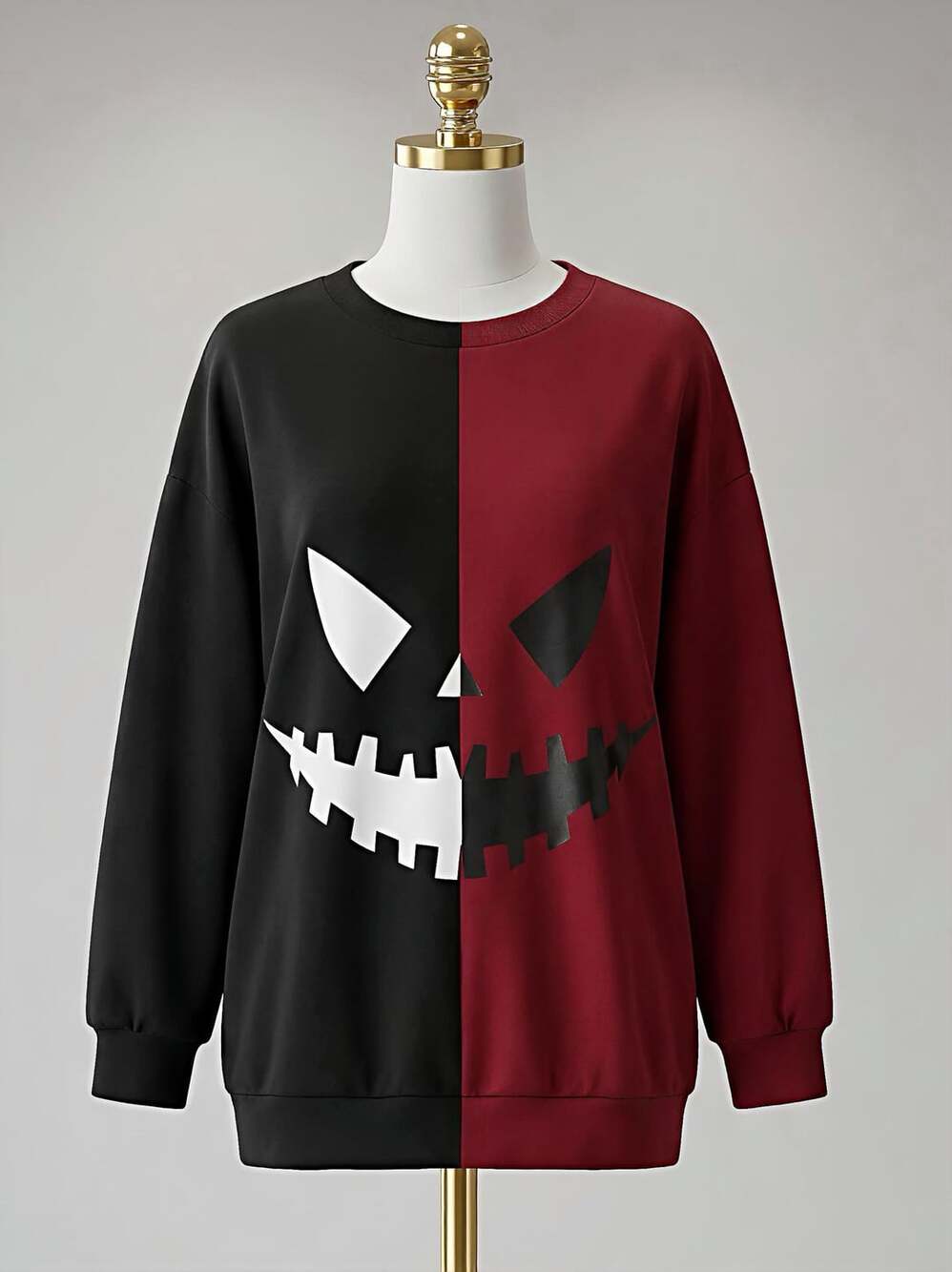BloomChic Halloween Sweatshirt Medium 10  Jack O Lantern